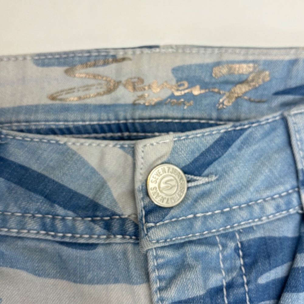 Seven7 Starlette Crop Women's size 12 Blue Camouflage Camp Denim Jeans - Picture 2 of 4